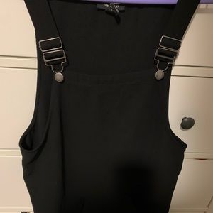 Forever 21 black jumper dress